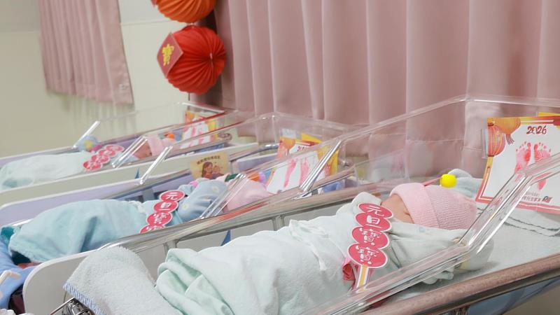 新竹市迎來7位元旦寶寶資料照。