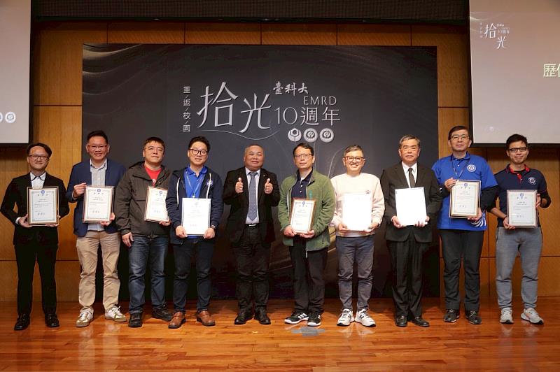 臺科大感謝各屆班級代表在班級經營、校友互動與資訊串聯上的貢獻。
