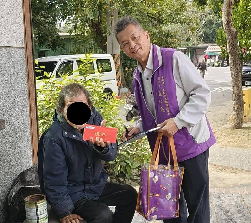 寒流隨風至 嘉縣送溫情