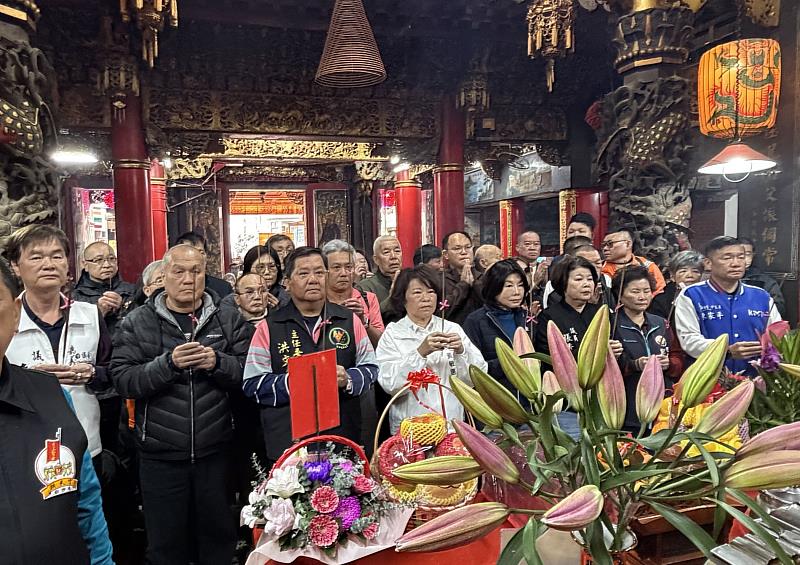 嘉義市長黃敏惠率隊至苗栗縣白沙屯拱天宮參拜 力邀「粉紅超跑」再度抵嘉贊境