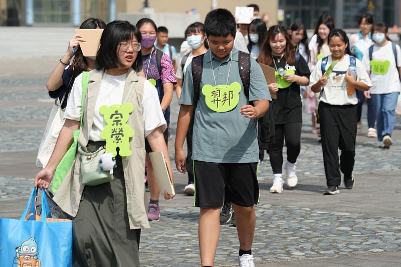 現為大五實習的李宗縈老師分享，南大數位學伴強調「陪伴」的歷程，成為他持續投入教學的重要動力。