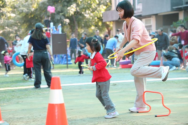 幸福幼兒園8週年園慶暨親子運動會 親子同歡 共同運動