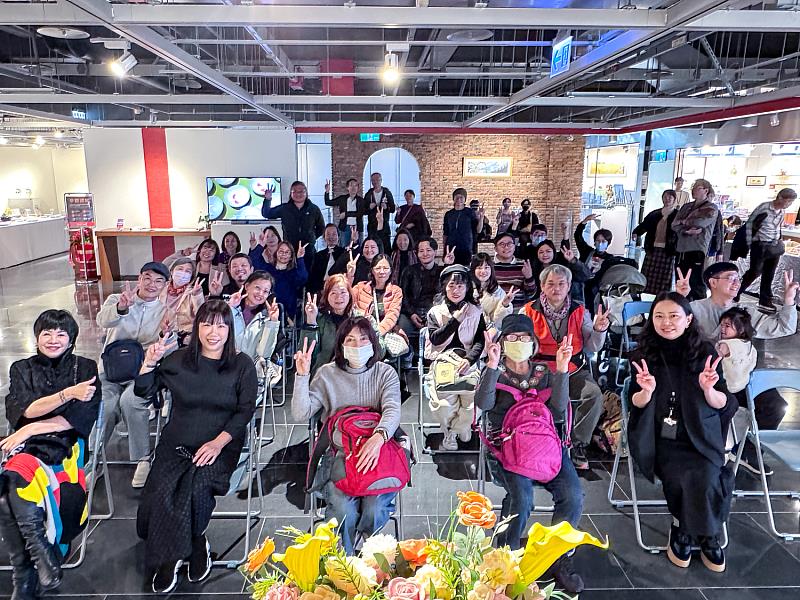 溫柔在此聚首－林嘉妮《貓的妮喃》開幕茶會鶯歌光點溫馨登場