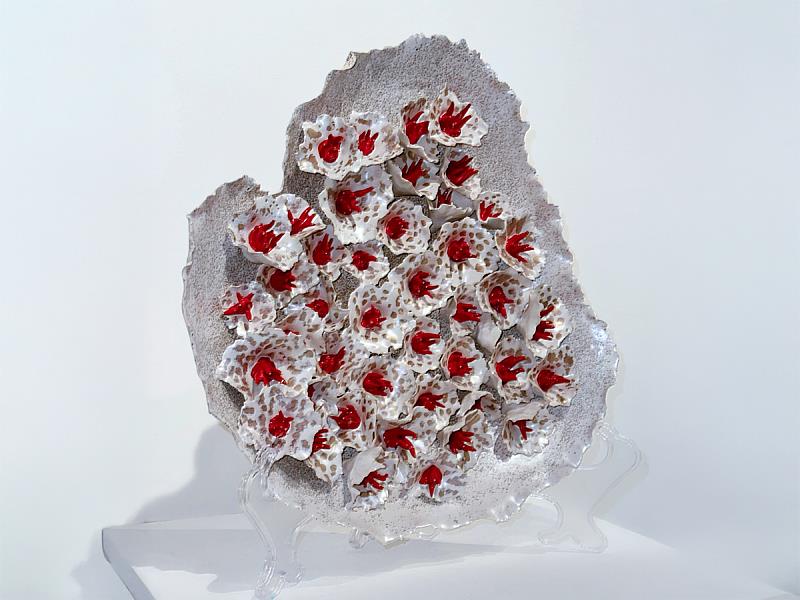 曾祥軒本次即將於ONE ART Taipei 2026展出的作品之一，以細膩肌理與層層結構回應自然的律動，讓秩序在近距離凝視中逐步浮現；歡迎走進鶯歌光點藝術中心展區12F ROOM 1215欣賞更多創作。