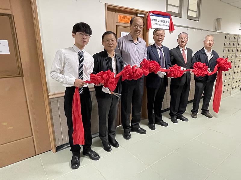 聖約翰科大斥資近200萬元建置「BIM暨ESG特色實驗室」,提供學生進行工程設計、模擬分析與實務操作。