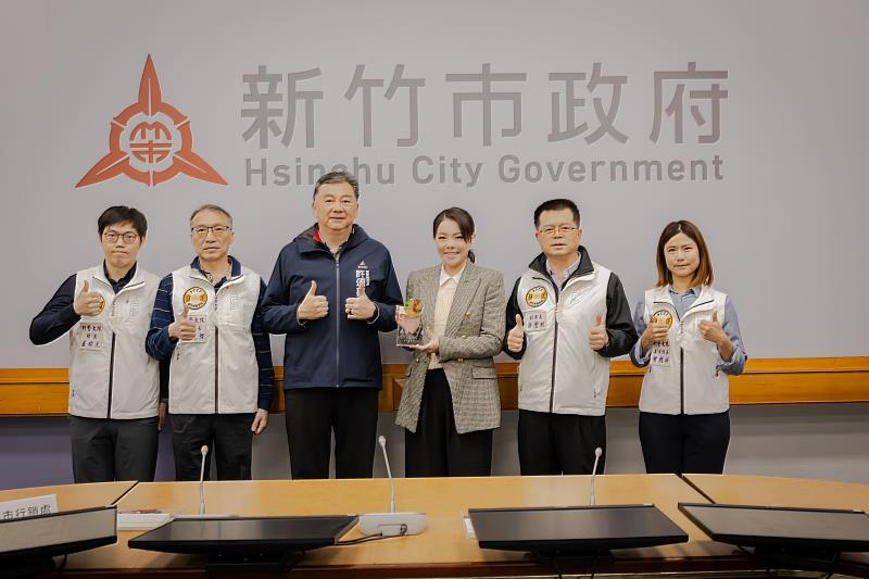 新竹市打詐專案榮獲全國丙組第1,高虹安市長於市務會議肯定守護市民財產安全。