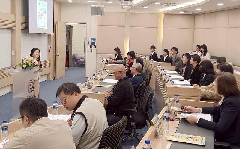 世新大學財金系舉辦研討會吸引專家學者與產業人士共襄盛舉，發表最新研究成果。（世新大學提供）
