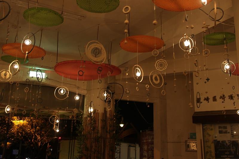 《心序之核》－以龍崎土壤所製的雕塑，引導人們找回內心秩序。