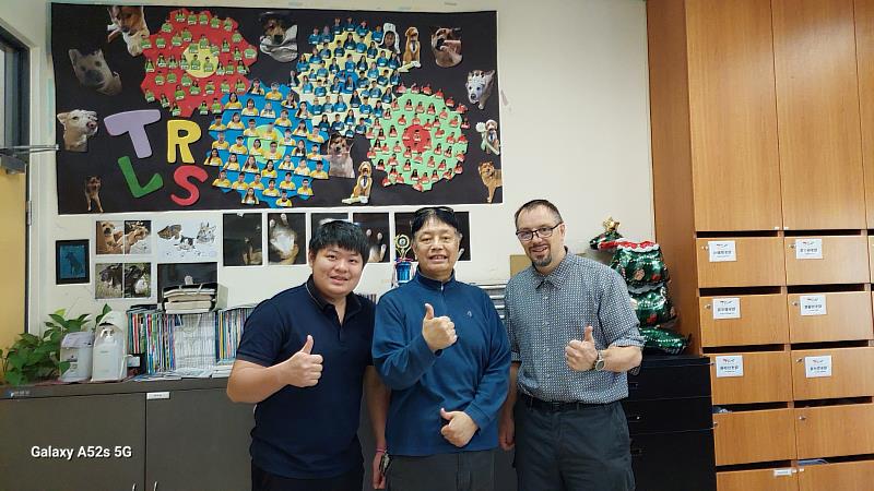 Tom Jones教授參訪東華大學觀遊系。