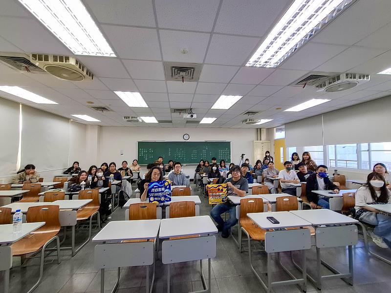 講師與同學們大合照。