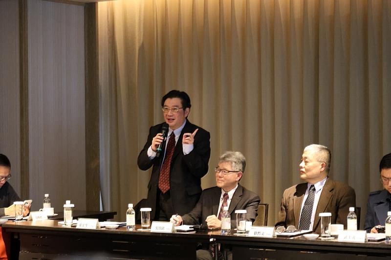 實踐大學張宏生主任秘書介紹與會貴賓。