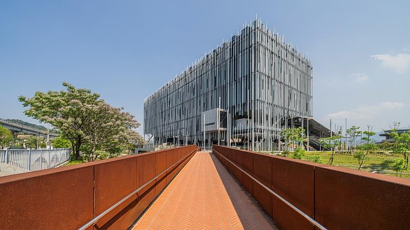 新北市美術館於 2025 年4月正式開館。（新北市美術館提供，攝影：狐色影像製作）