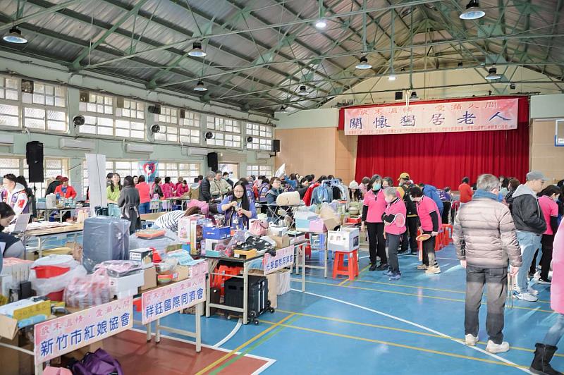 活動現場募集年菜基金情形