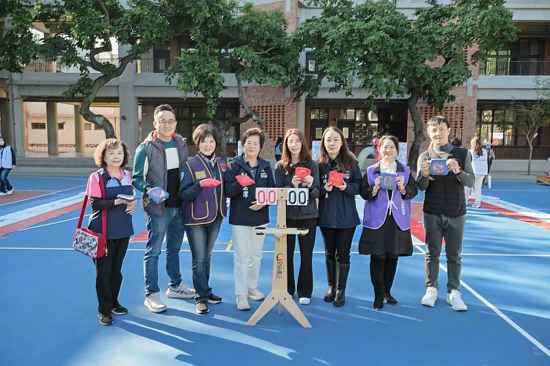 竹市社區婦女協會攜手善心團體　歲末送愛予獨居老人與弱勢家庭