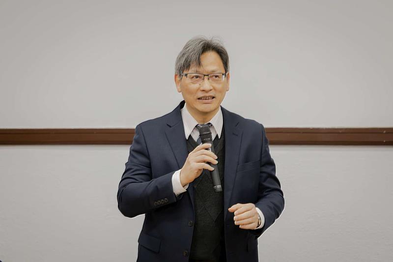國立陽明交通大學副校長陳永富致詞鼓勵學生除數學實力外，也培養「心力」。