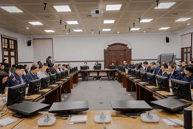 竹市府本週市務會議聚焦民生政策，守護學童餐食營養、力拚建設如期啟用。