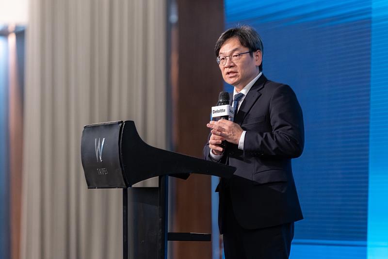 國家發展委員會主任委員葉俊顯