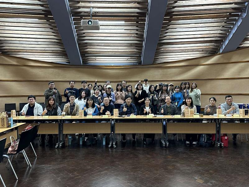新竹市政府同仁參訪大合照。