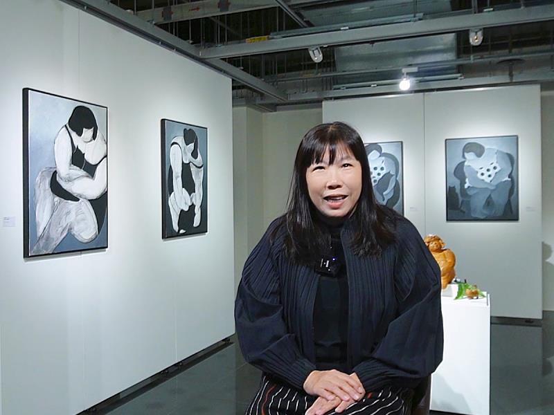 林嘉妮老師於《貓的妮喃》創作展現場接受專訪，分享她如何從生活與情感出發，讓創作成為一種與自己對話、也與觀眾產生連結的過程。