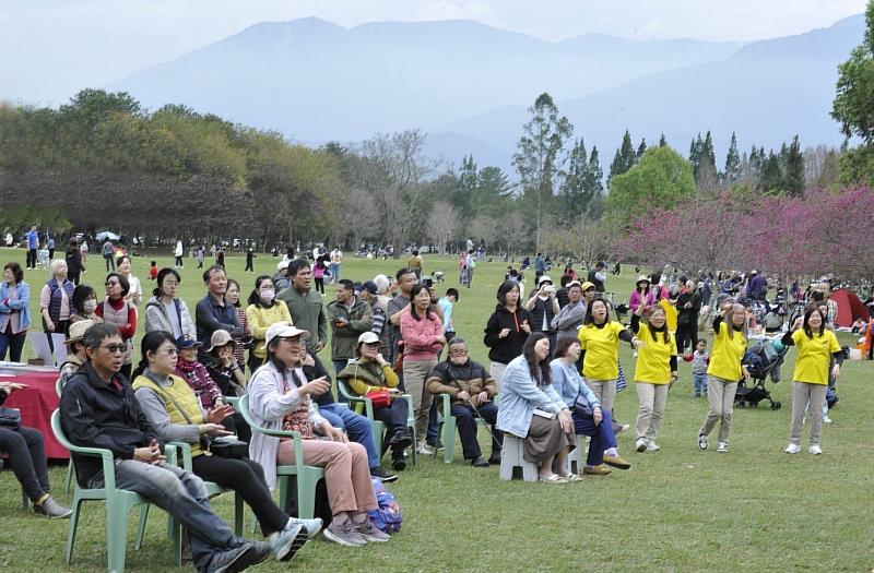 暨大櫻花季為「臺灣觀光雙年曆」全國級的活動，能吸引大量遊客入校，成為全台最重要的賞櫻指標。