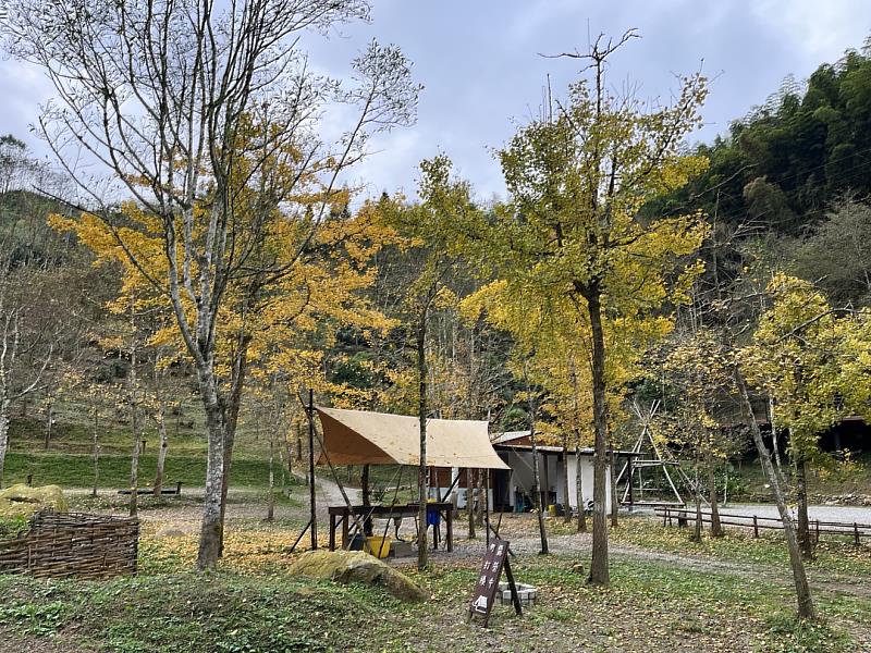 亨野草堂主打天然環境、遠離城市快節奏，是不少露營族的私藏選擇。