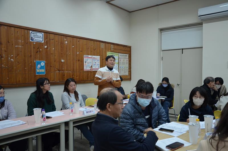 南大攜手夥伴學校，南大附小陳柏青組長分享實習輔導第一線觀察。