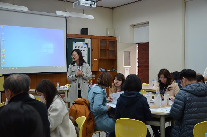 南大實習輔導跨校座談登場，計畫主持人林素微致詞說明推動重點。