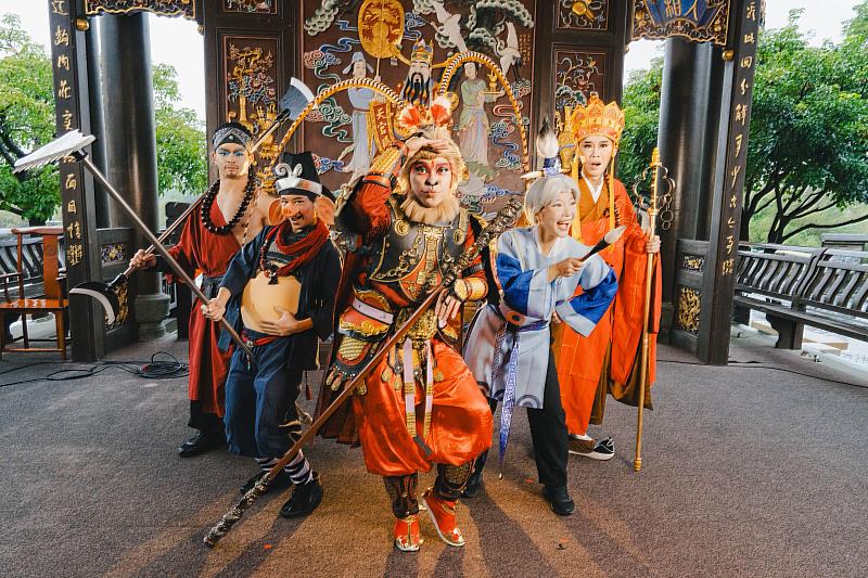 宜蘭傳藝園區推出十年大戲，結合全新特技互動，全劇以冒險喜劇為包裝。