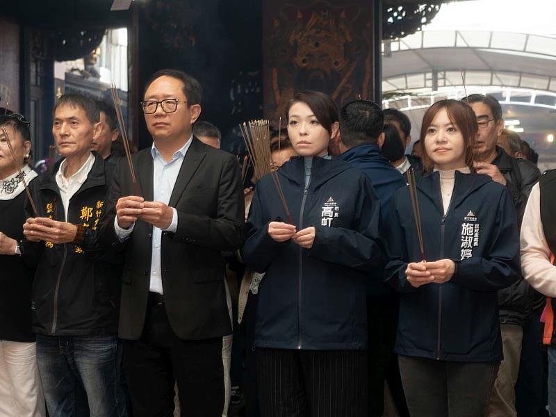 高虹安市長循古禮九獻禮祝壽,祈求市政順利、市民幸福。