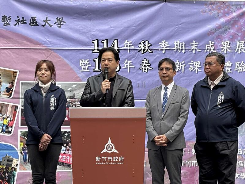 副市長邱臣遠肯定學員活到老學到老的終身學習精神。