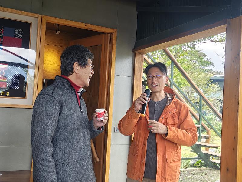 東華大學民族發展與社會工作學系Umin Itei Tanohila日宏煜主任到場祝賀。