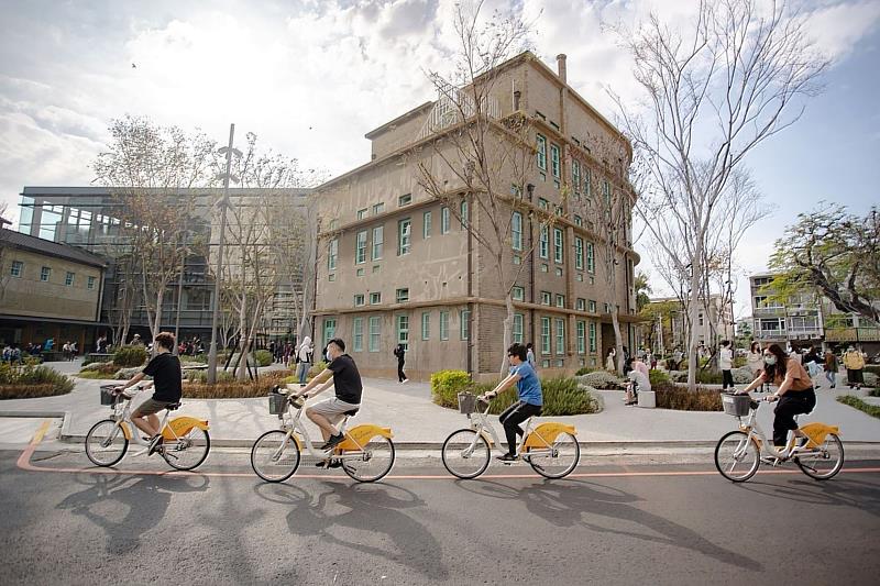 嘉義市立美術館則為全台博物館類人次最高的場館。