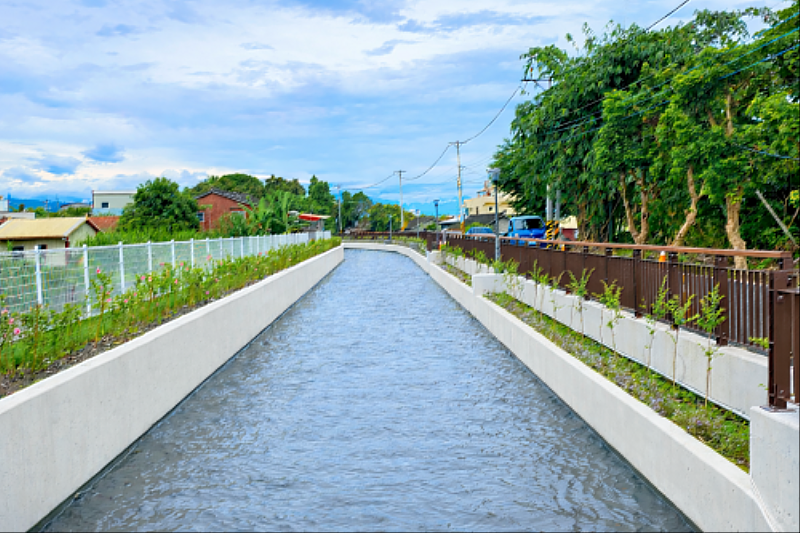 八堡二圳圳路主體。
