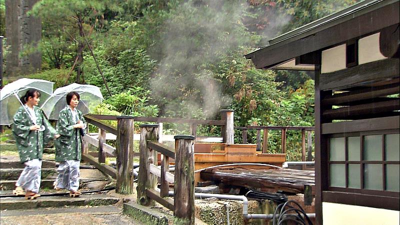 鳴子溫泉鄉,是東北地區最具代表性的溫泉觀光地之一,泉質豐富多樣,日本10種主要泉質中有8種可在此體驗,源泉數量超過400個,因此自古以來便是湯治聖地。