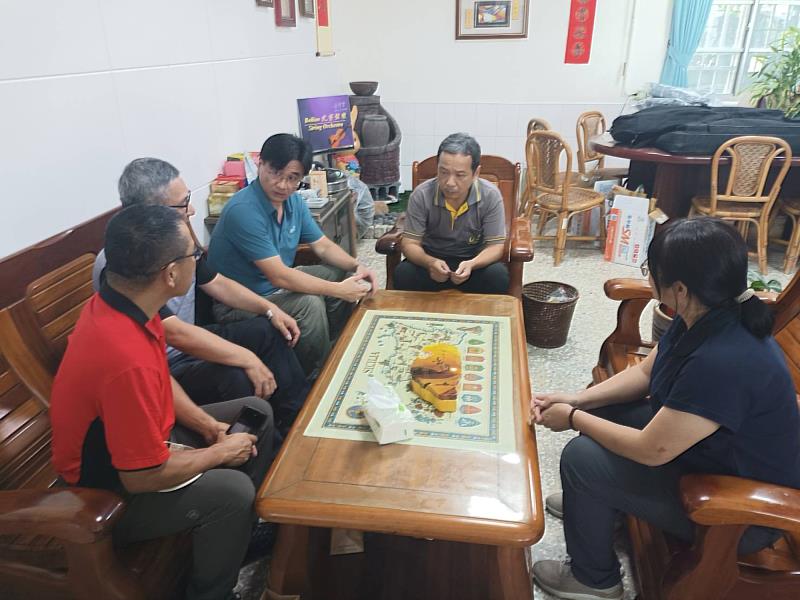 林業保育署嘉義分署日前協助中華郵政拜訪在地北寮國小,討論未來執行ESG專案結合學校環境教育規劃事宜。