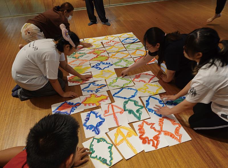 世新大學社心系註冊率名列前茅 心理健康與傳播應用成考生焦點