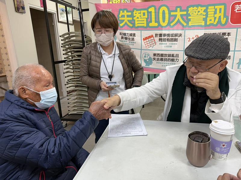 民雄衛生所新醫師到任 健檢加碼失智篩檢