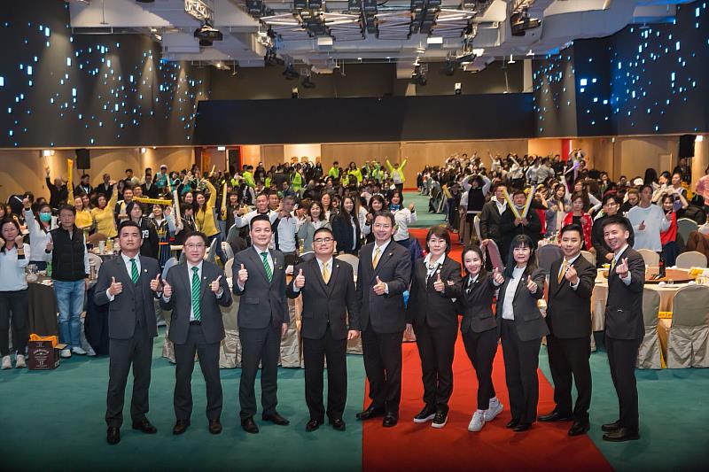 永慶加盟四品牌花蓮區尾牙將在2月舉行，席開逾50桌場面盛大，更是當地規模最大的房仲尾牙。（圖/此為2025年資料照、永慶房產集團提供）