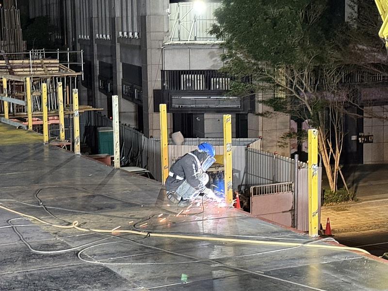 竹市慈雲空橋階段性施工提前完成,相關封路作業已順利解除。