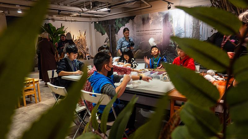 孩子創作專屬的「內在自然小夥伴」。（圖由世界宗教博物館提供）