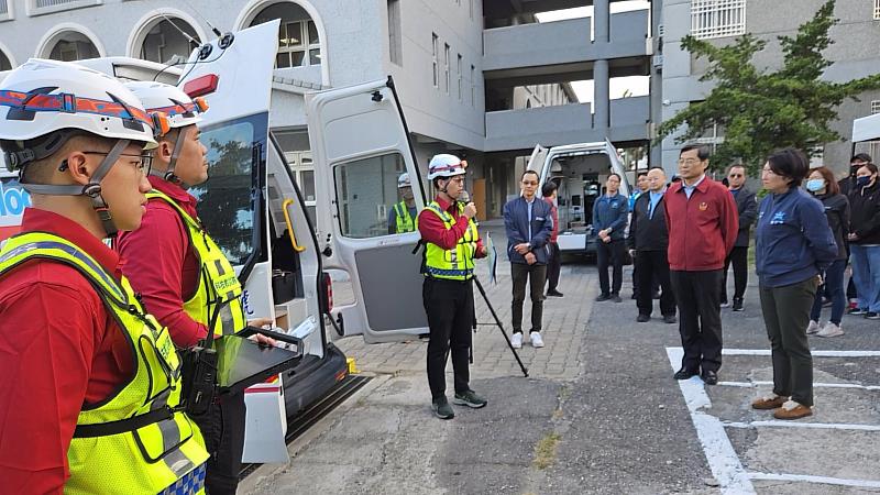 台東消防局春節前夕加強地震火災搶救實兵演練 饒慶鈴慰勉肯定救災戰力