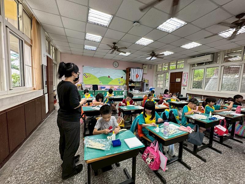 沈欣儀老師手作課。