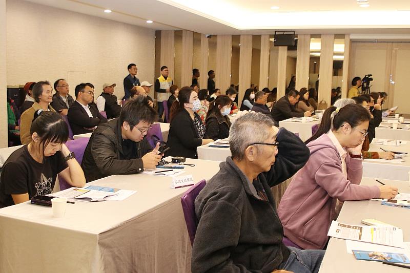 舊嘉義市公所ROT案招商說明會登場亮相 獲多家文創業者青睞