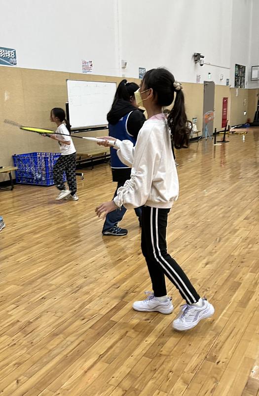 永和運動中心冬令營－匹克球、攀岩、科學 玩出孩子強健體魄與創意思維