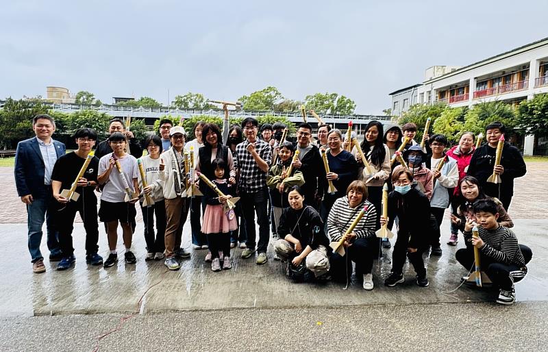台東培育太空科學人才！第2天課程教師硝糖火箭研習實射升空
