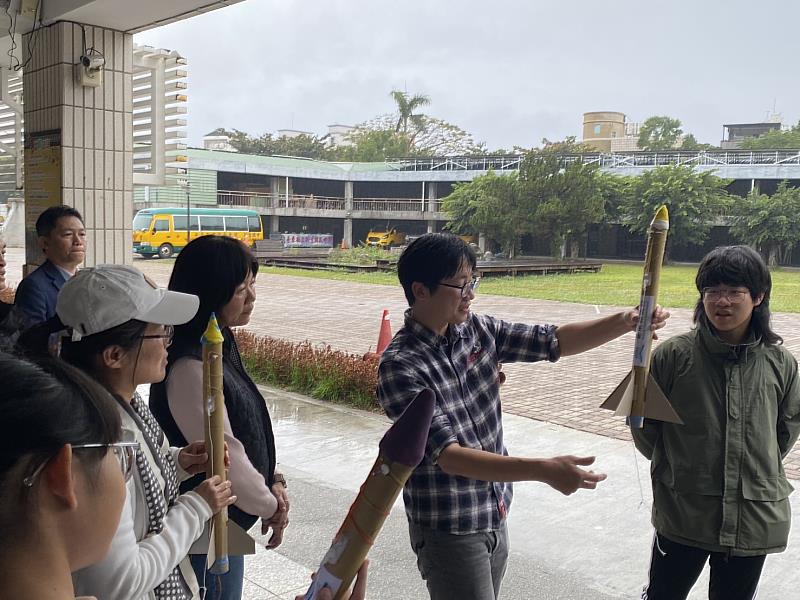 台東培育太空科學人才！第2天課程教師硝糖火箭研習實射升空