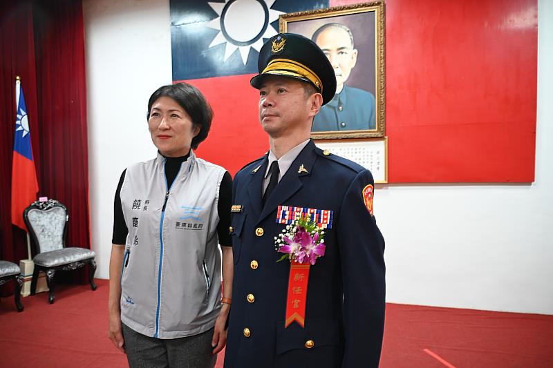 臺東縣警察局辦理臺東分局及大武分局卸、新任分局長聯合交接布達典禮 饒縣長期勉共同守護臺東治安交通