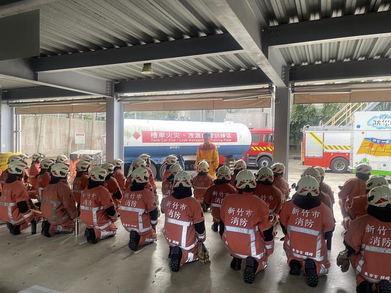 「115年新進消防人員職前訓練」，共計56名新進消防人員全程參訓。