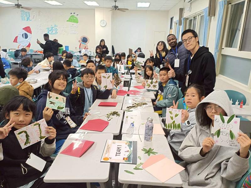 雙語繪本－賀卡展示。