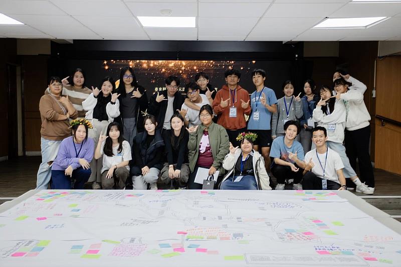 青春接力、世代傳承 臺東新舊兒少代表交棒象徵公共責任延續